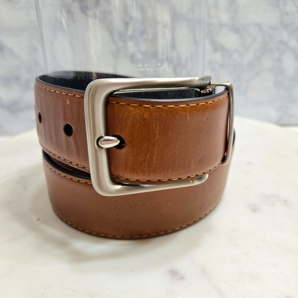 Fossil Mens Brown Leather Belt Size 35 Silver Buckle Casual‎ Preppy Neutral